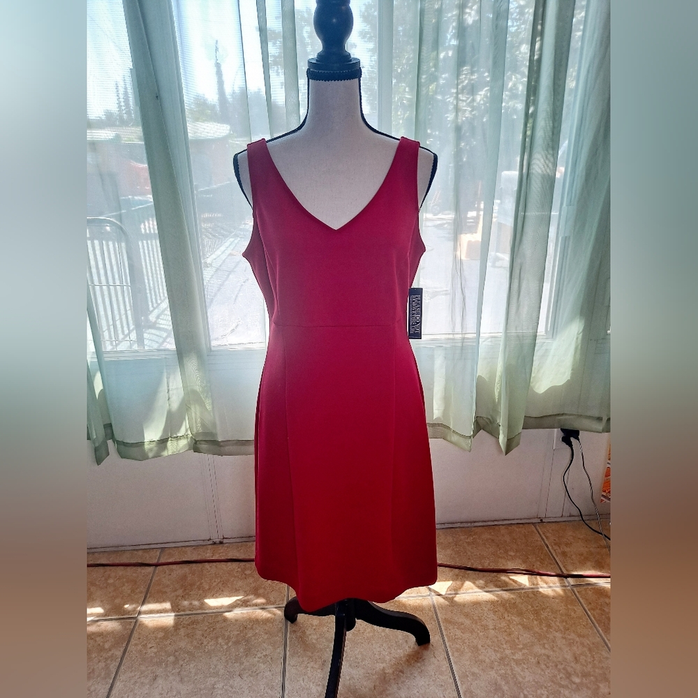 New York & Company Elegant Red Sleeveless Dress. Size Small.